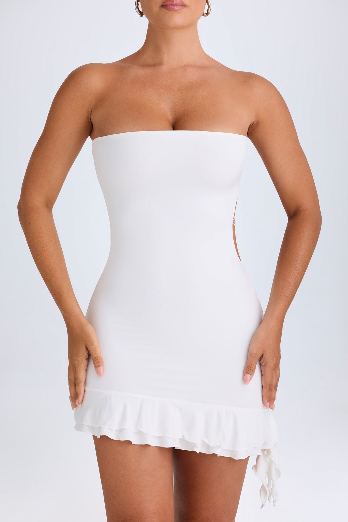Chic Ruffle-Trim Cut-Out Bandeau Mini Dress in White