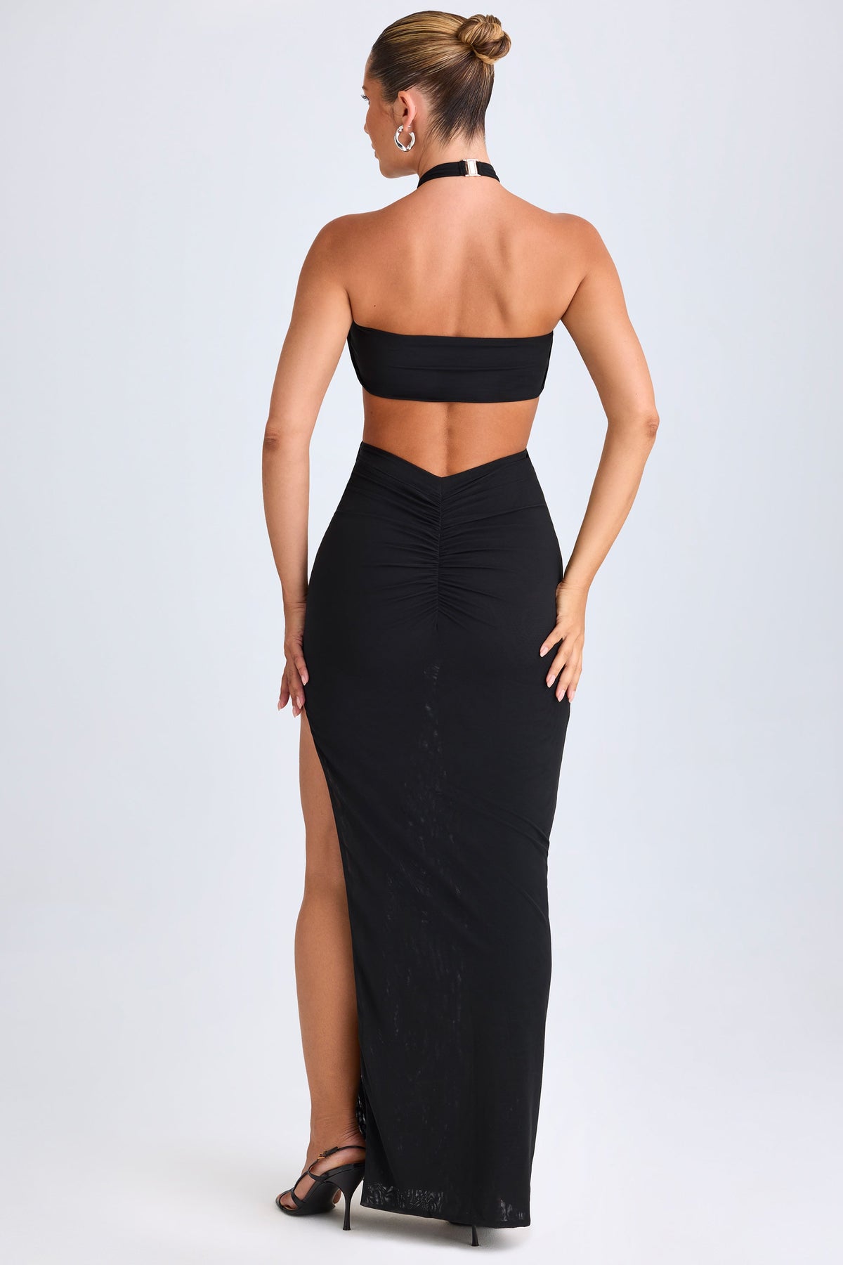 Chic Hardware Detail Cut-Out Halterneck Maxi Dress in Black