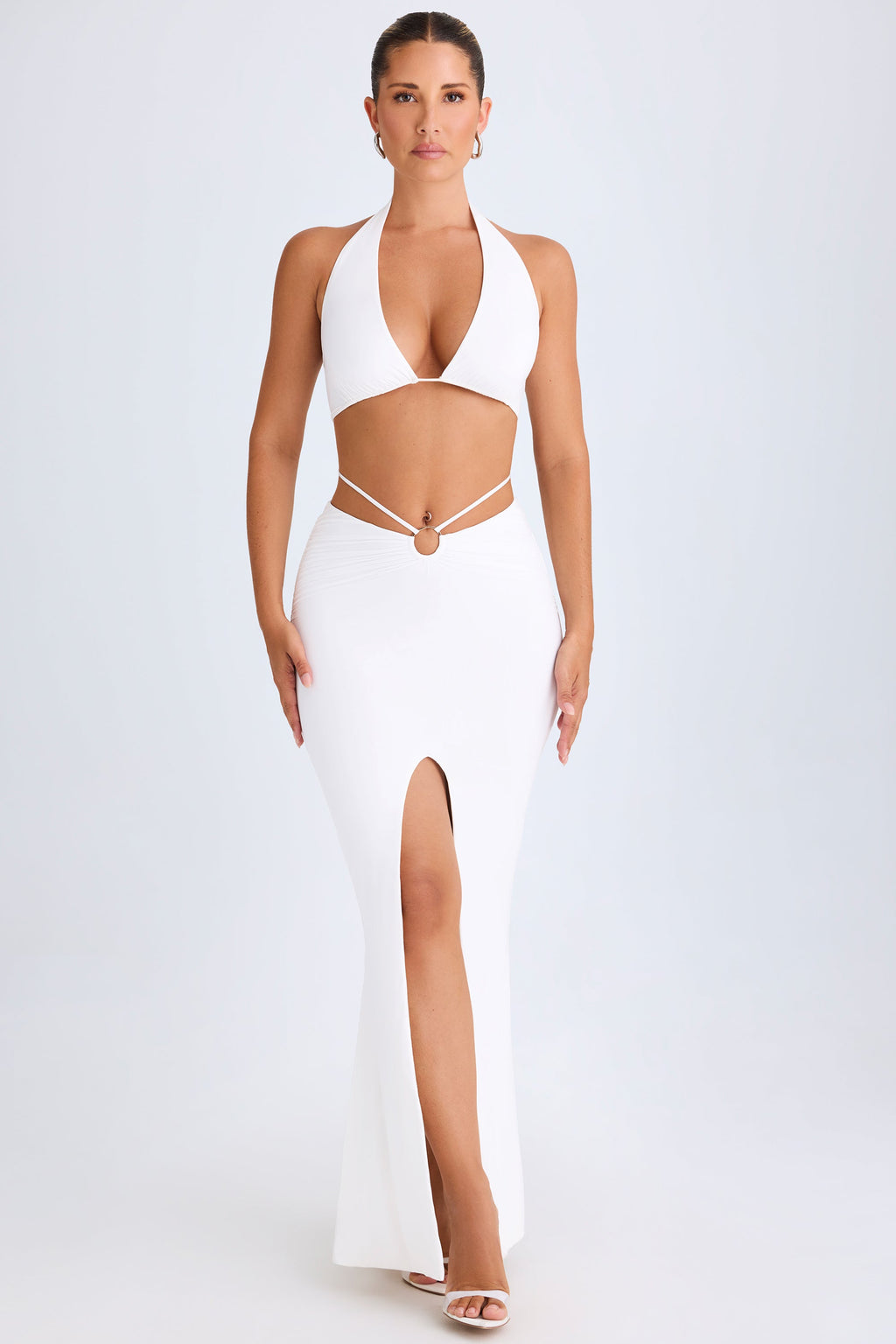Chic Hardware-Detail Mid-Rise Maxi Skirt in White