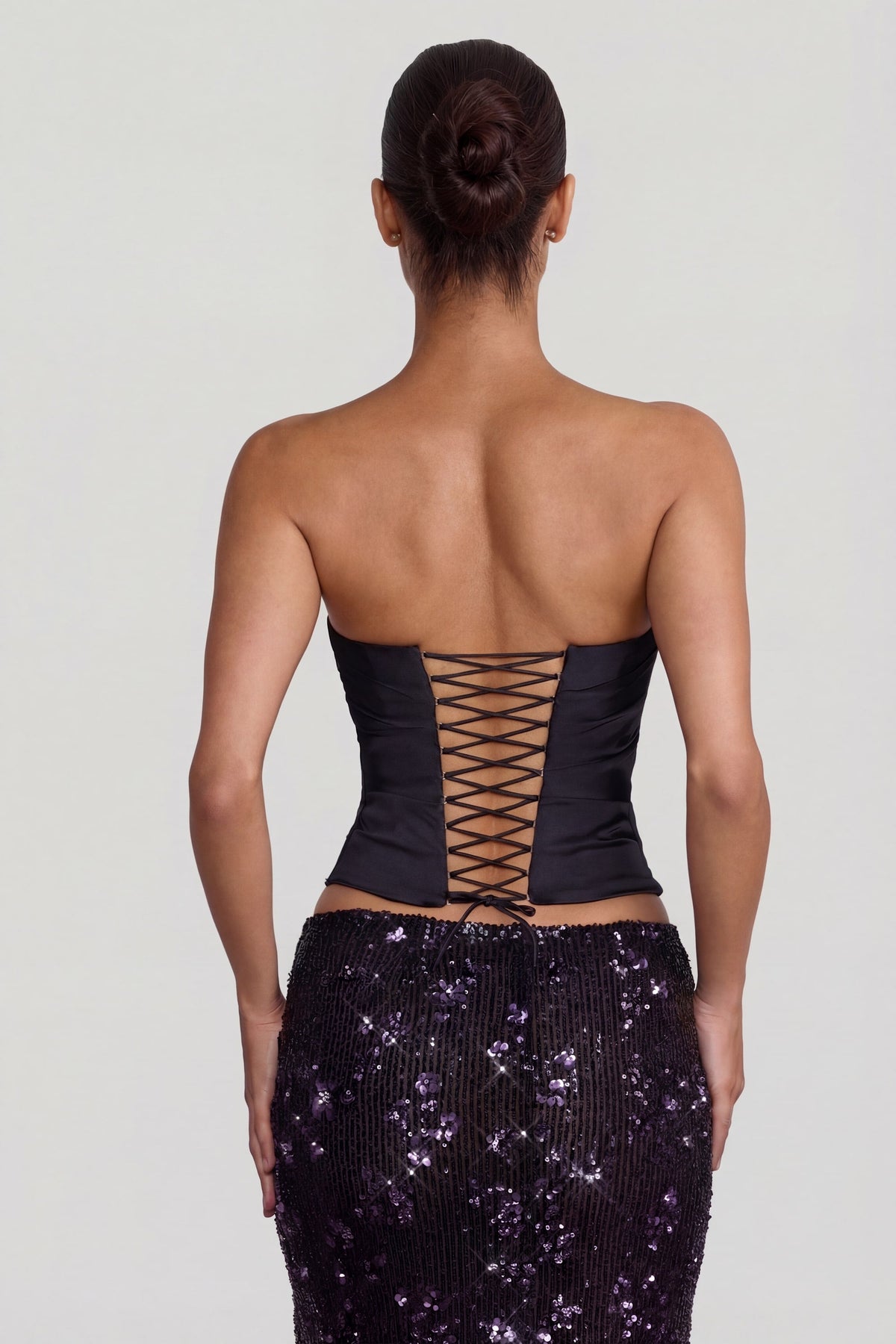 Chic Embellished Mid-Rise Thigh-Split Maxi Skirt in Black Purple