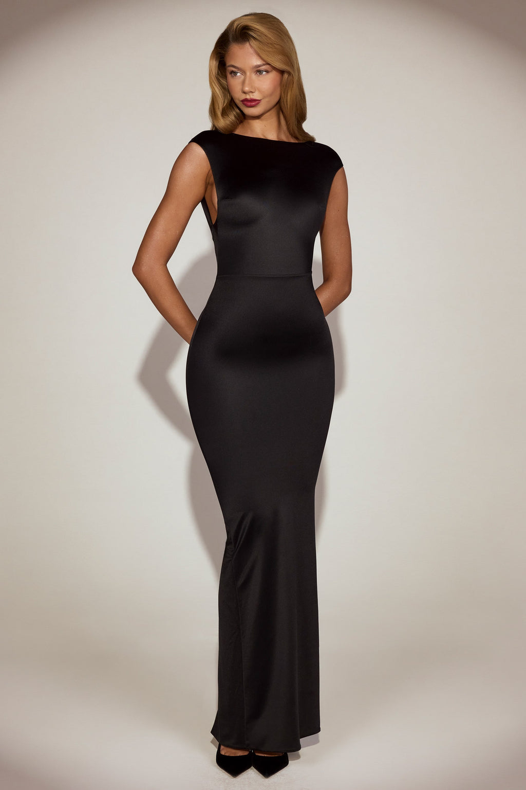 Chic Satin Boat-Neck Twist-Back Maxi Dress in Black