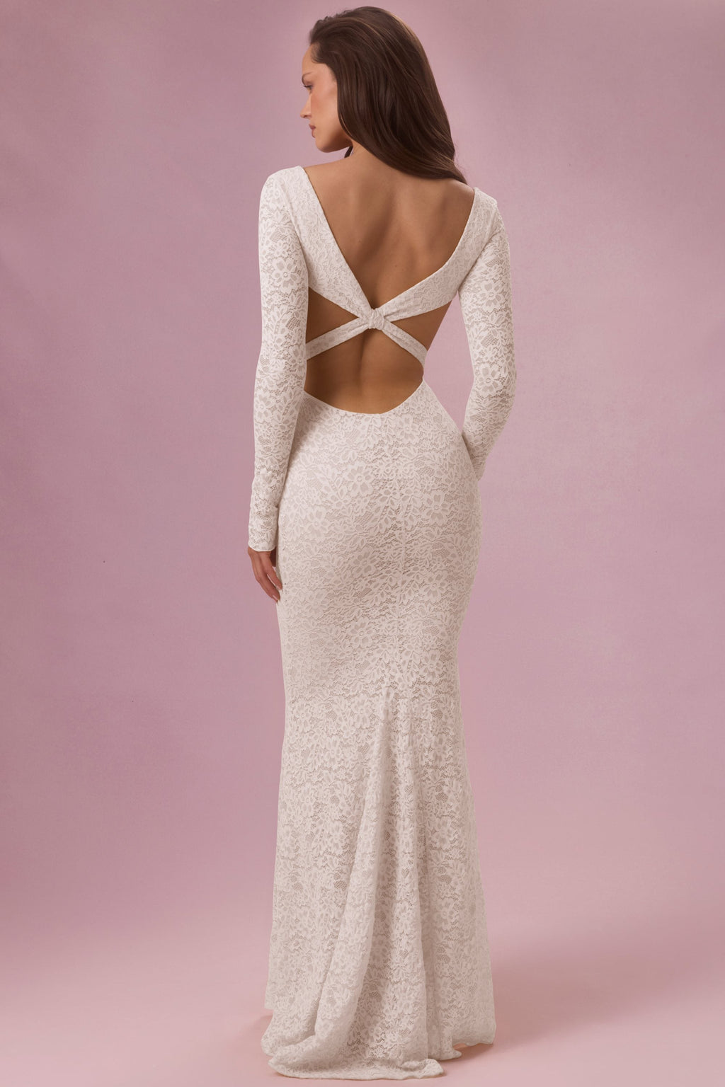 Chic Lace Long-Sleeve Maxi Dress in Pearl