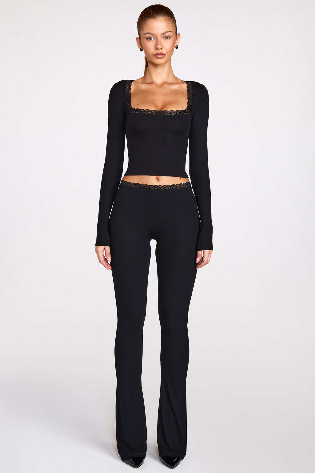 Chic Ribbed Modal Square-Neck Long-Sleeve Top in Black