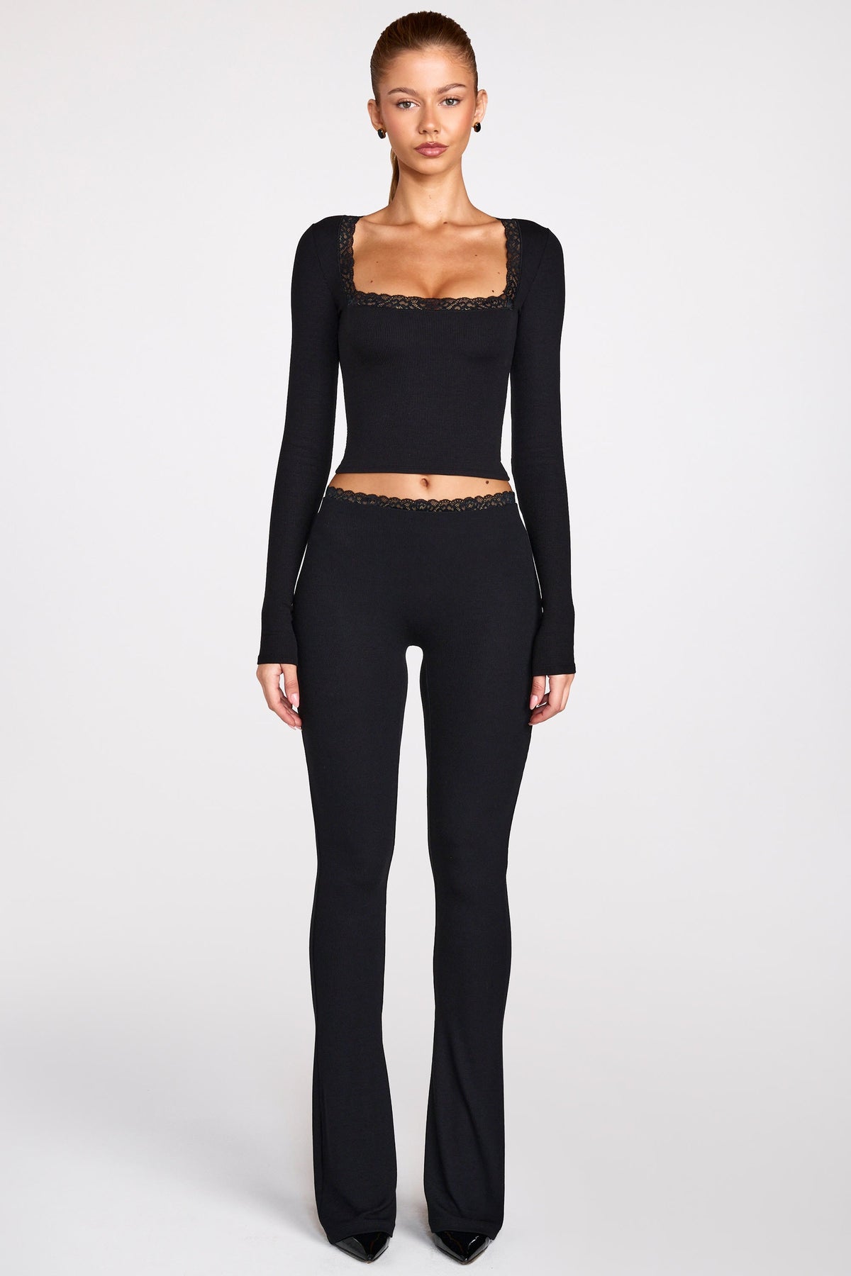 Chic Ribbed Modal Square-Neck Long-Sleeve Top in Black