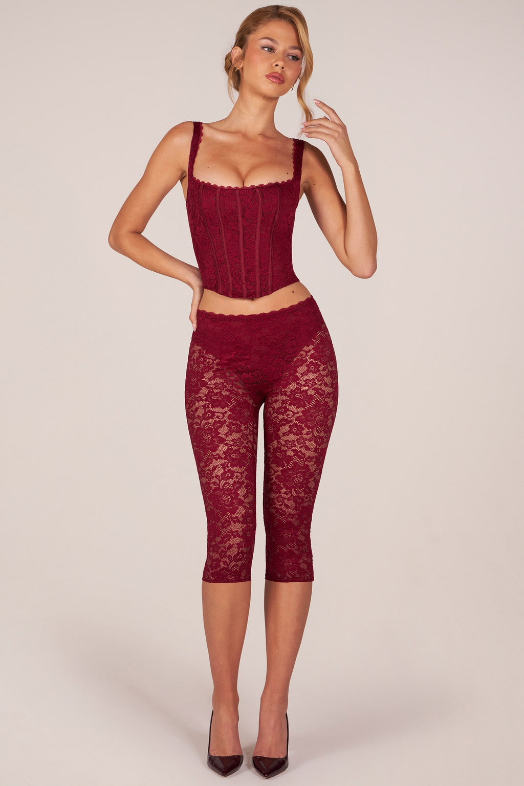 Chic Laced Capri Trousers in Cherry Red
