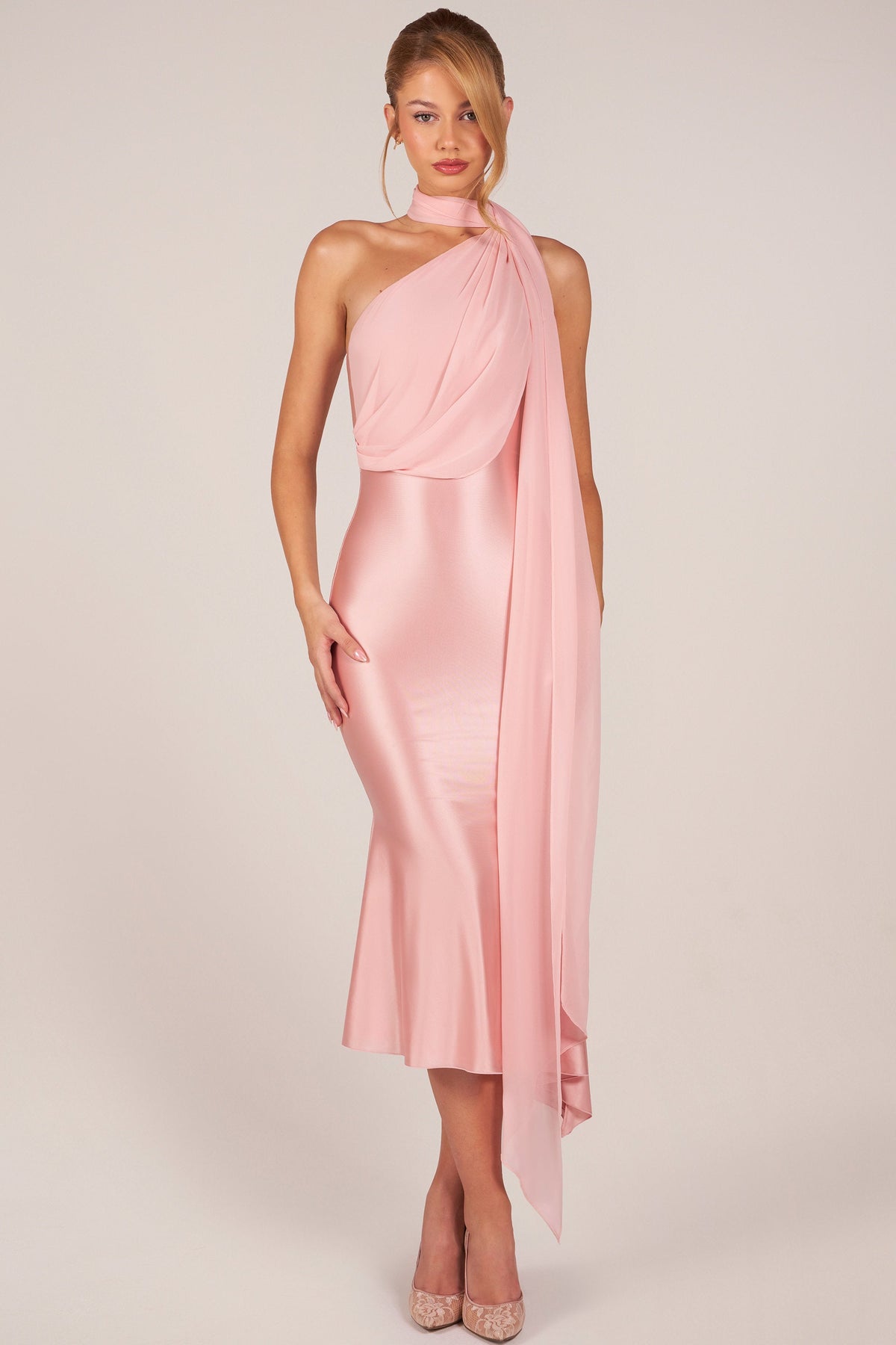 Chic Scarf-Detail Midaxi Dress in Blush