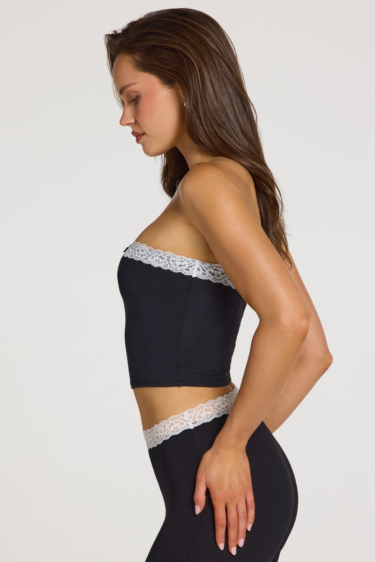 Chic Modal Lace-Trim Bandeau Top in Black