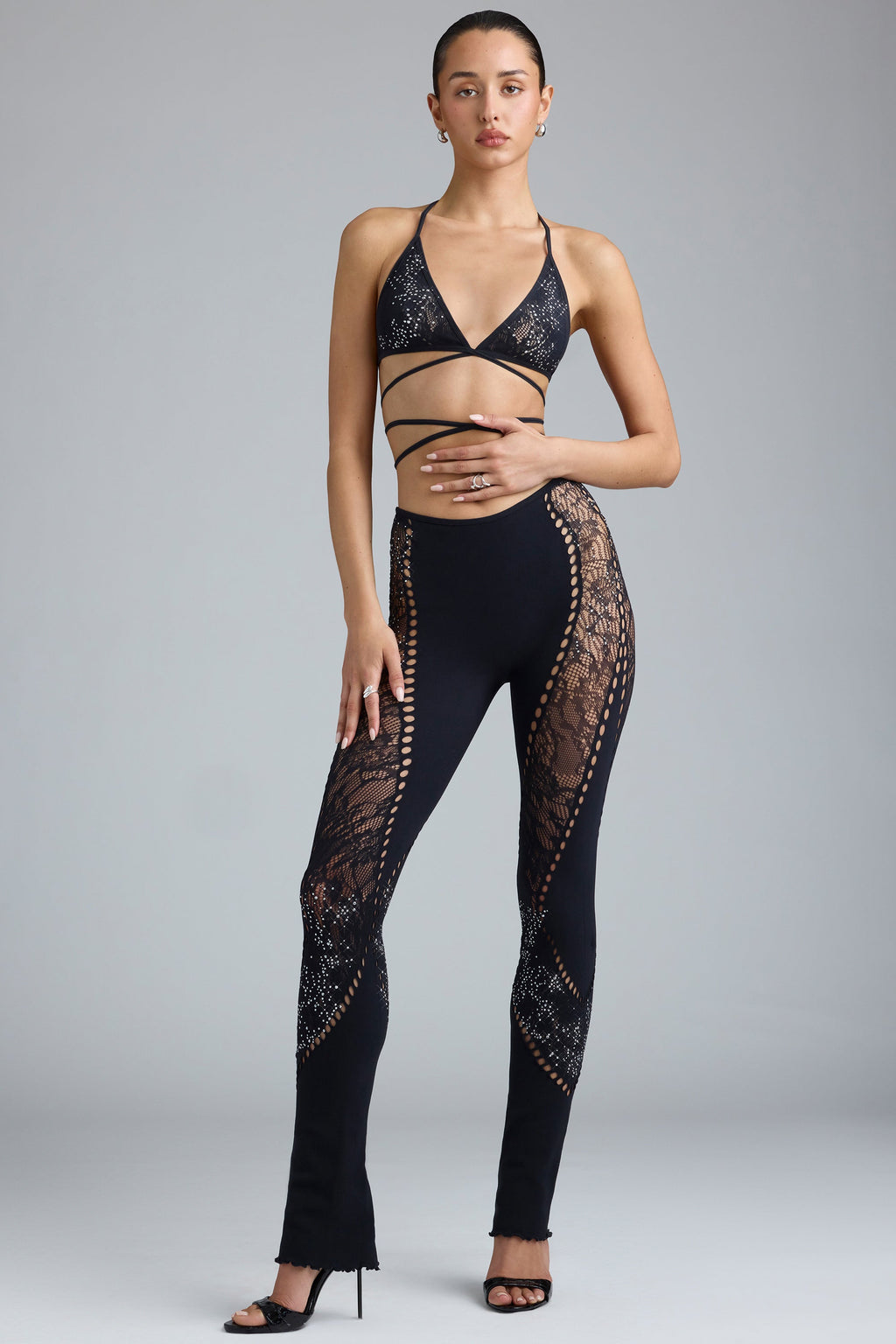 Chic Embellished Mid-Rise Flared Trousers in Black