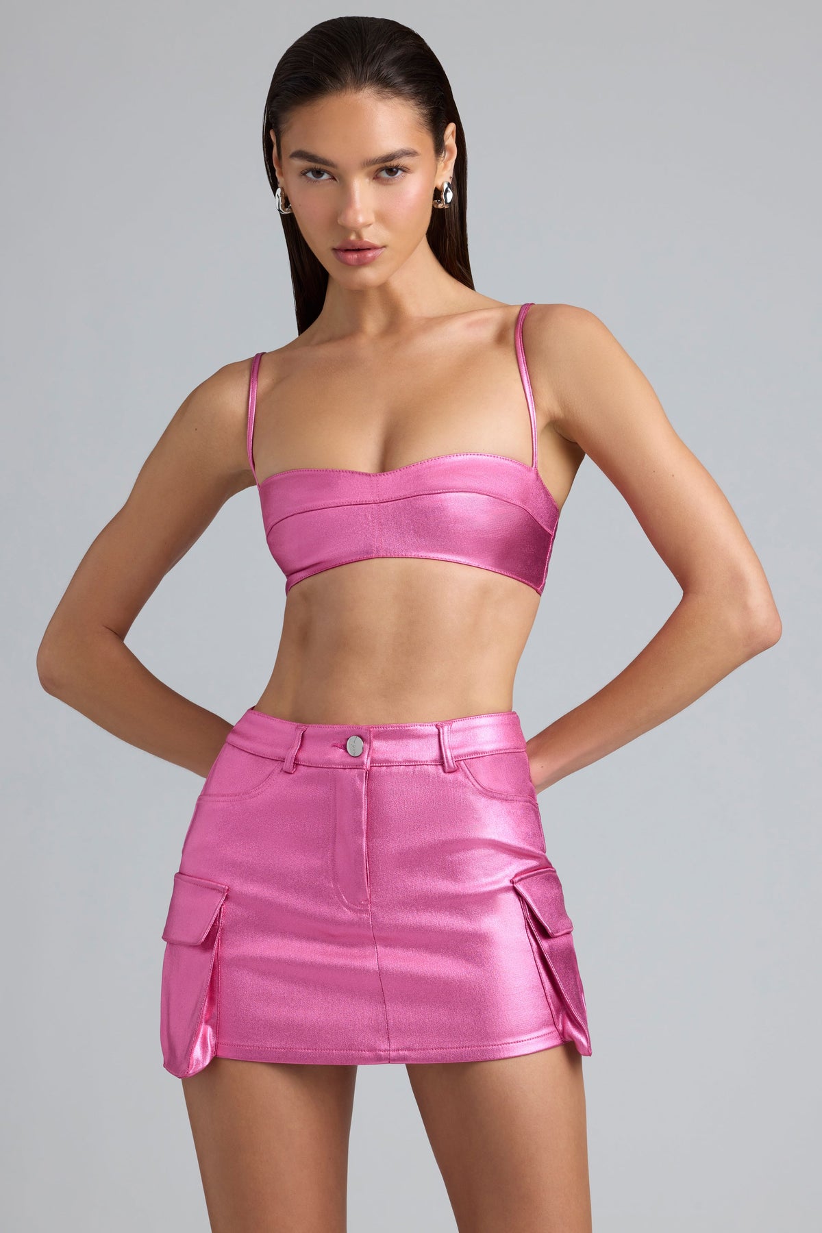 Chic Metallic Denim Mid-Rise Cargo Mini Skirt in Deep Pink
