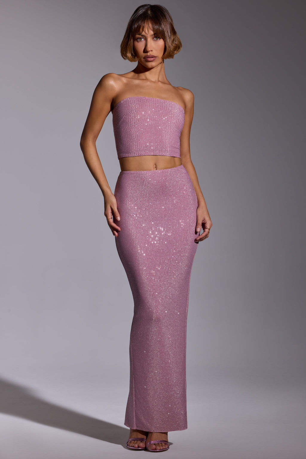 Chic Embellished Mid Rise Maxi Skirt in Light Pink