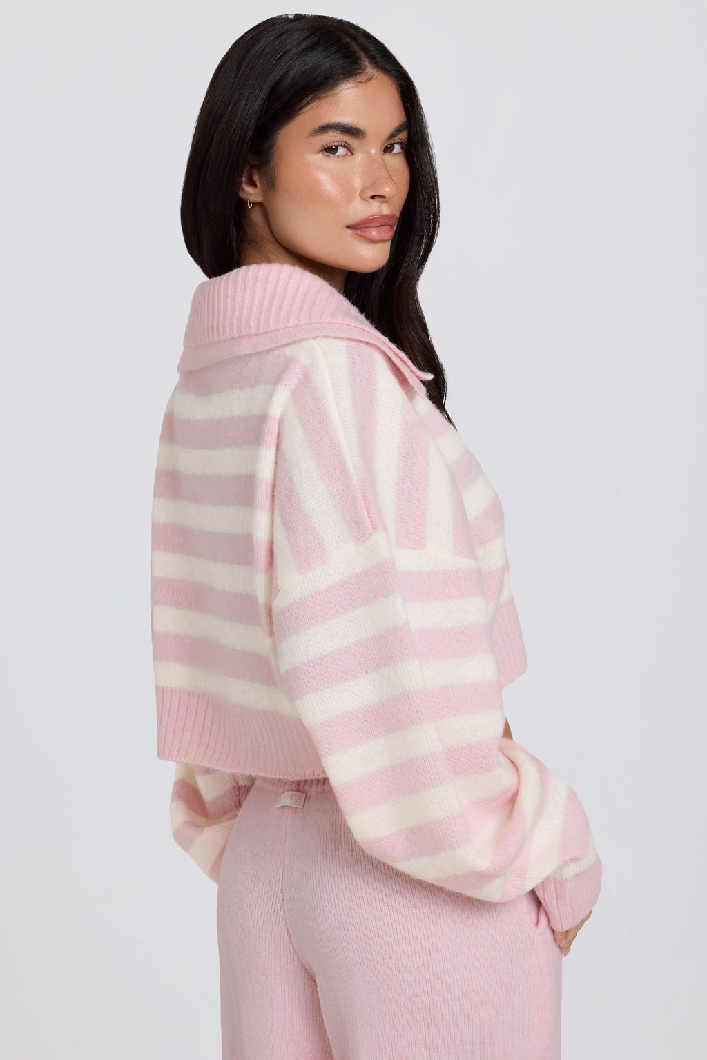 Chic Soft Knit Layered Collar Cropped Jumper in Pink Stripe