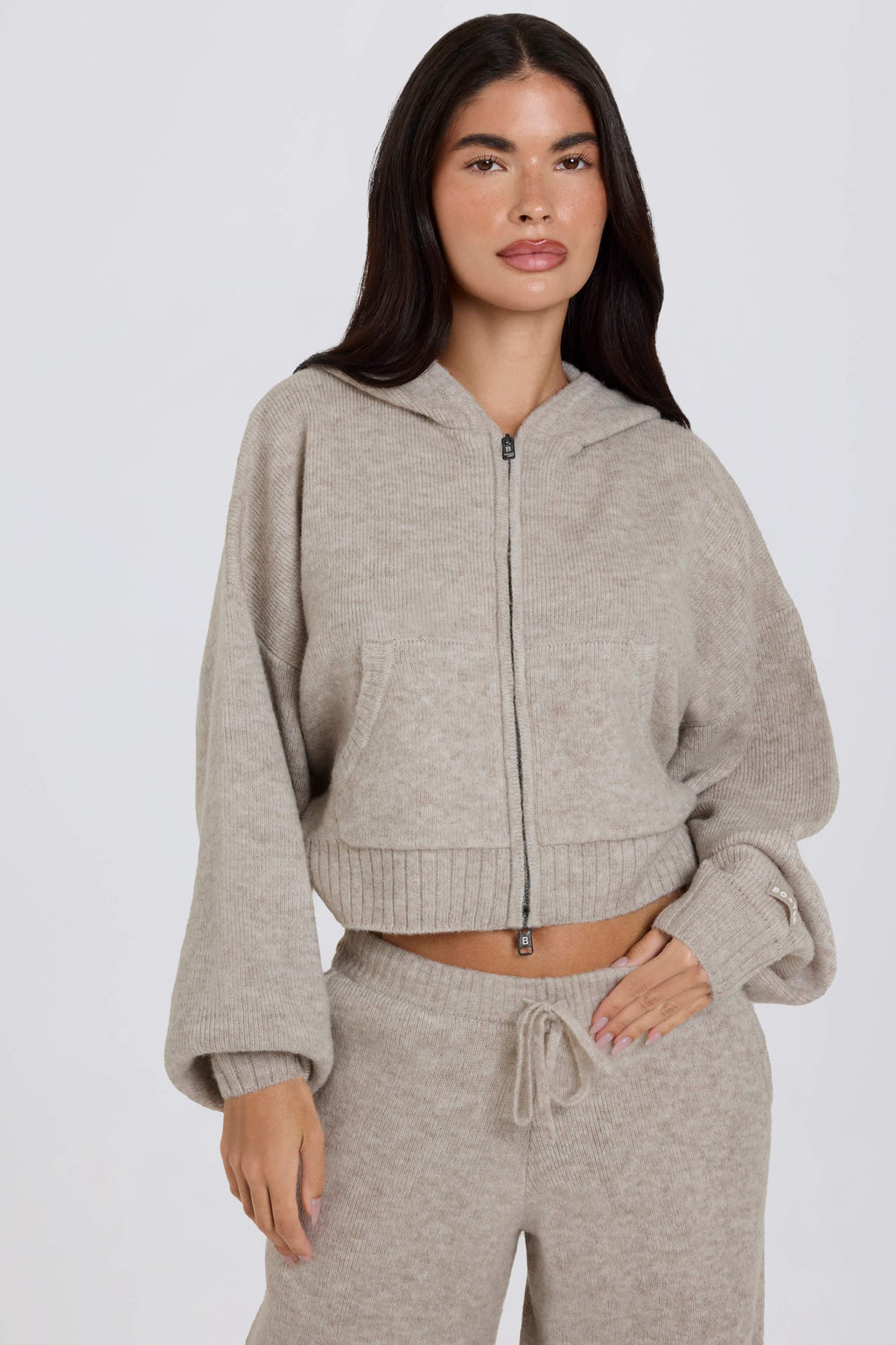 Chic Soft Knit Zip-Up Cropped Hoodie in Beige