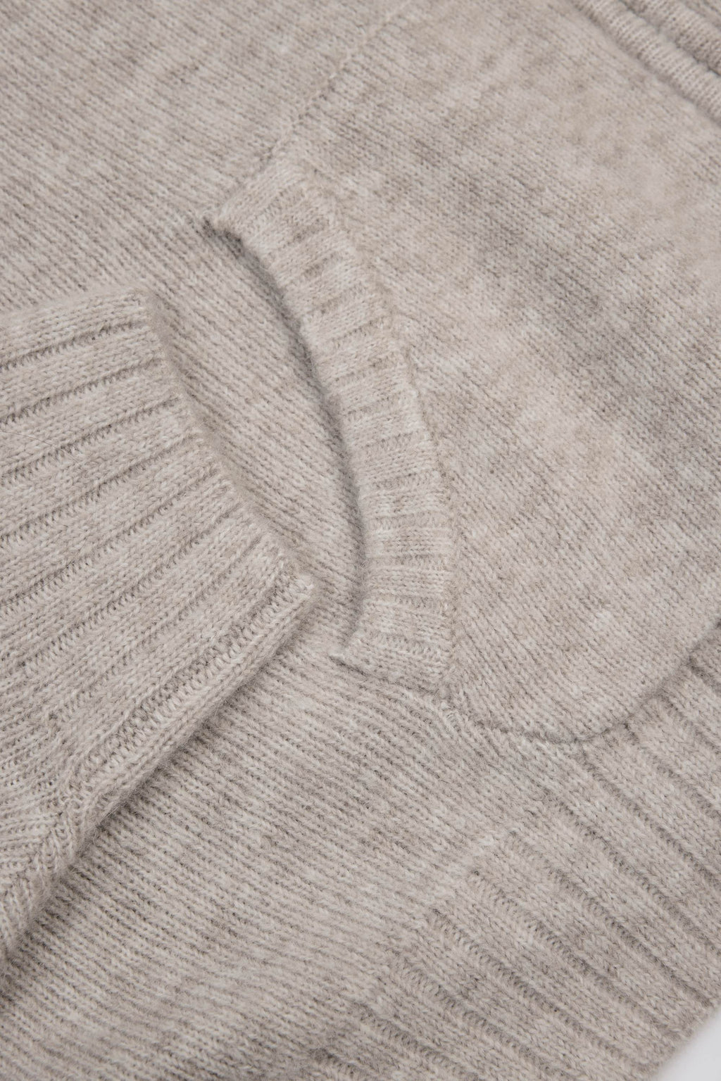 Chic Soft Knit Zip-Up Cropped Hoodie in Beige