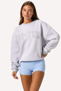 Chic Oversized Crew-Neck Jumper in Grey Marl
