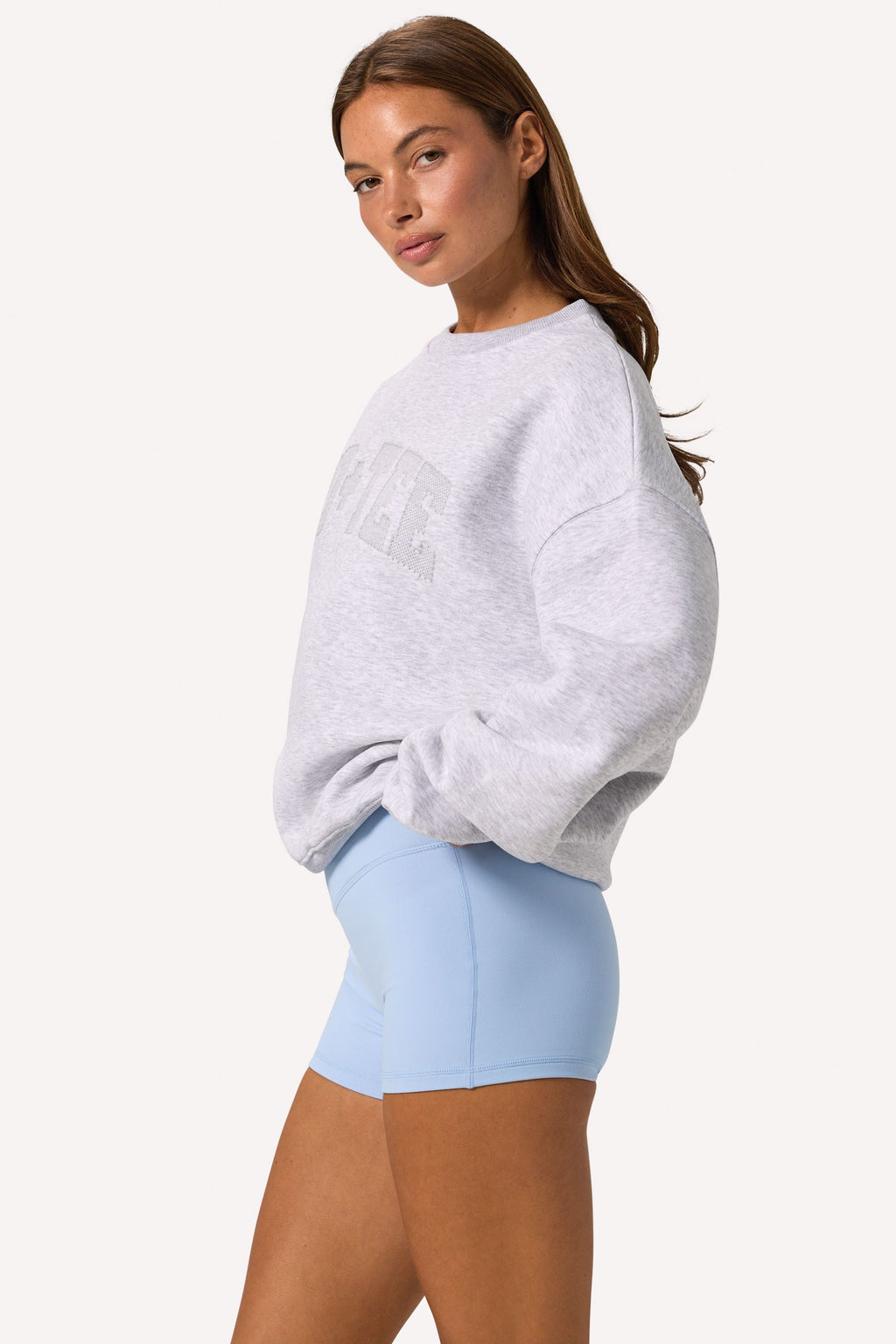 Chic Oversized Crew-Neck Jumper in Grey Marl