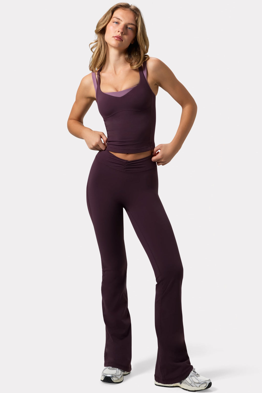 Chic Soft Active Ruched Flared Trousers in Plum