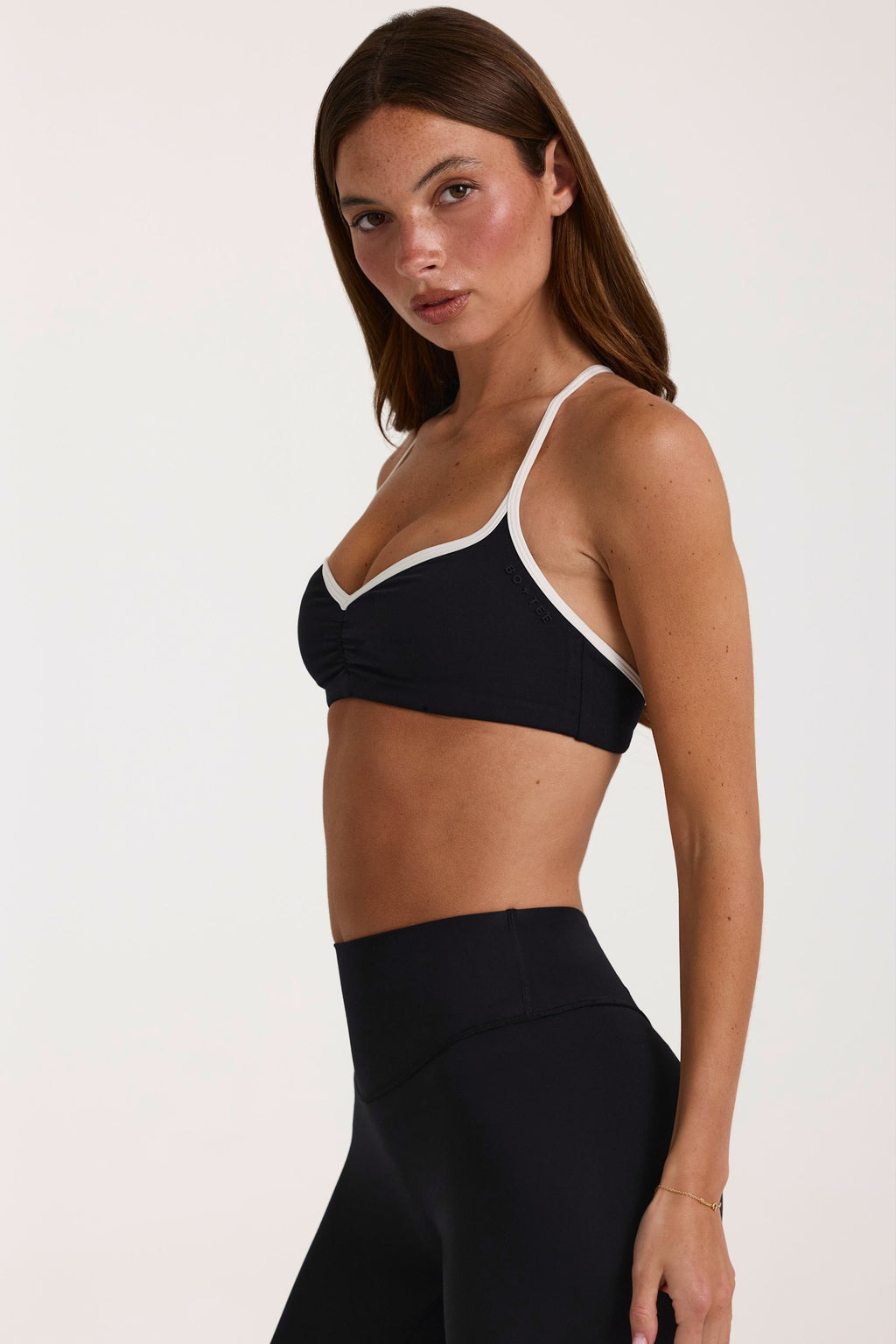 Chic Soft Active Sports Bra in Black