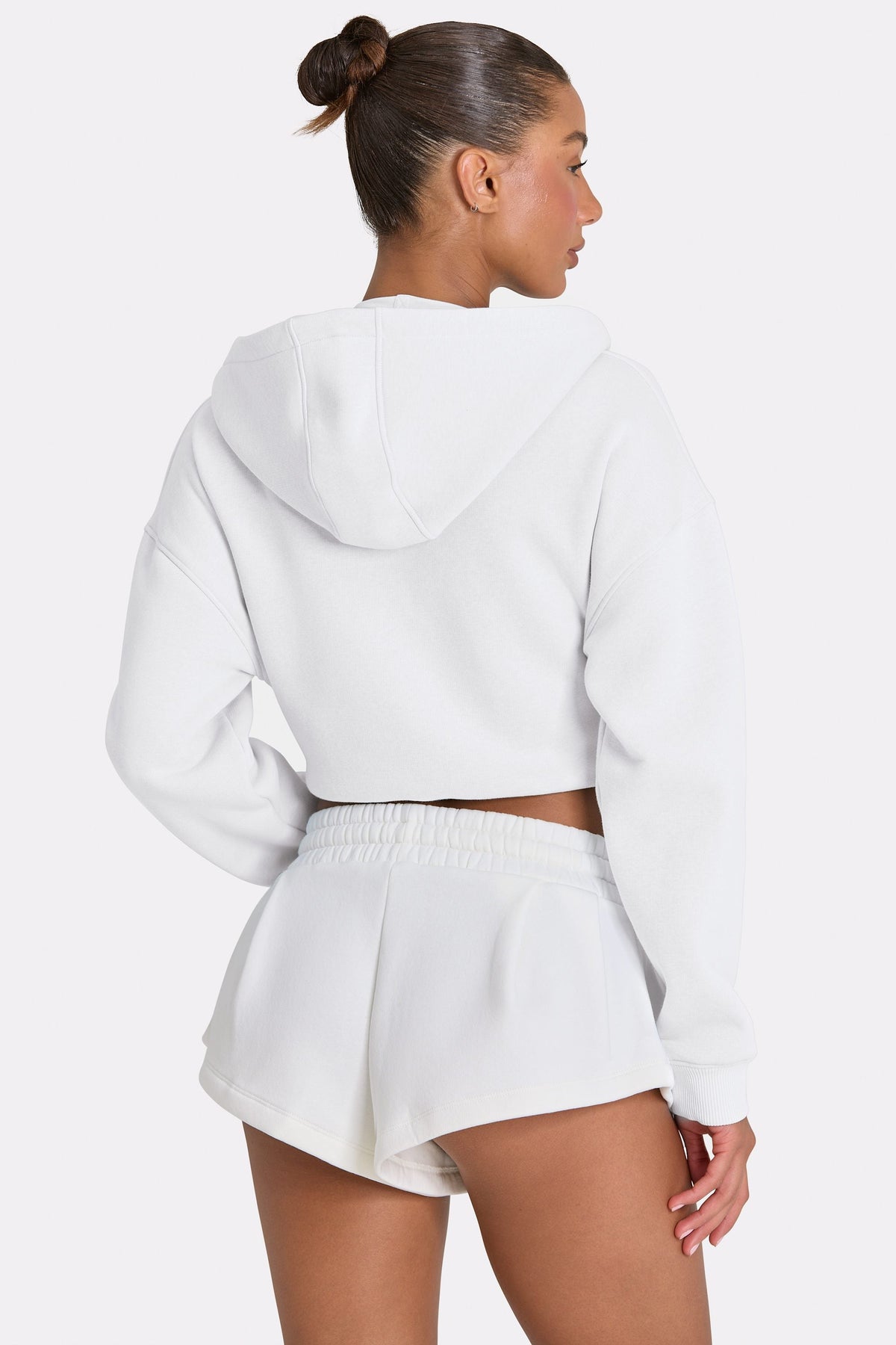 Chic Oversized Zip-Up Hoodie in Coconut