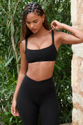 Chic Soft Active Seam-Detail Sports Bra in Black