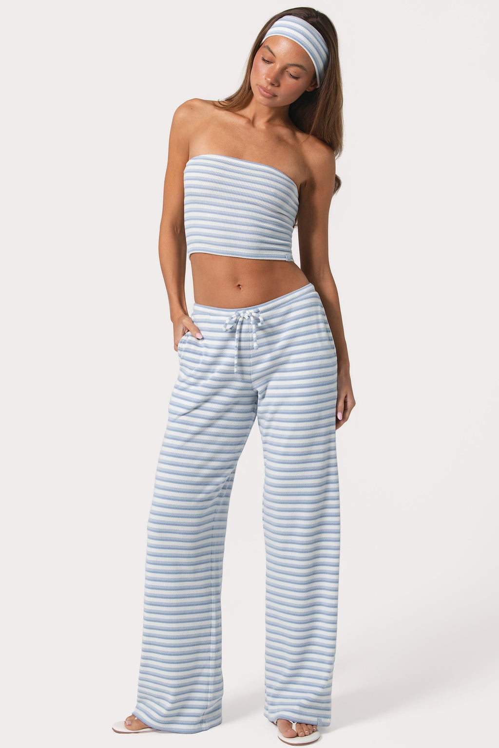 Chic Ribbed Jersey Low-Rise Trousers in Blue Stripe