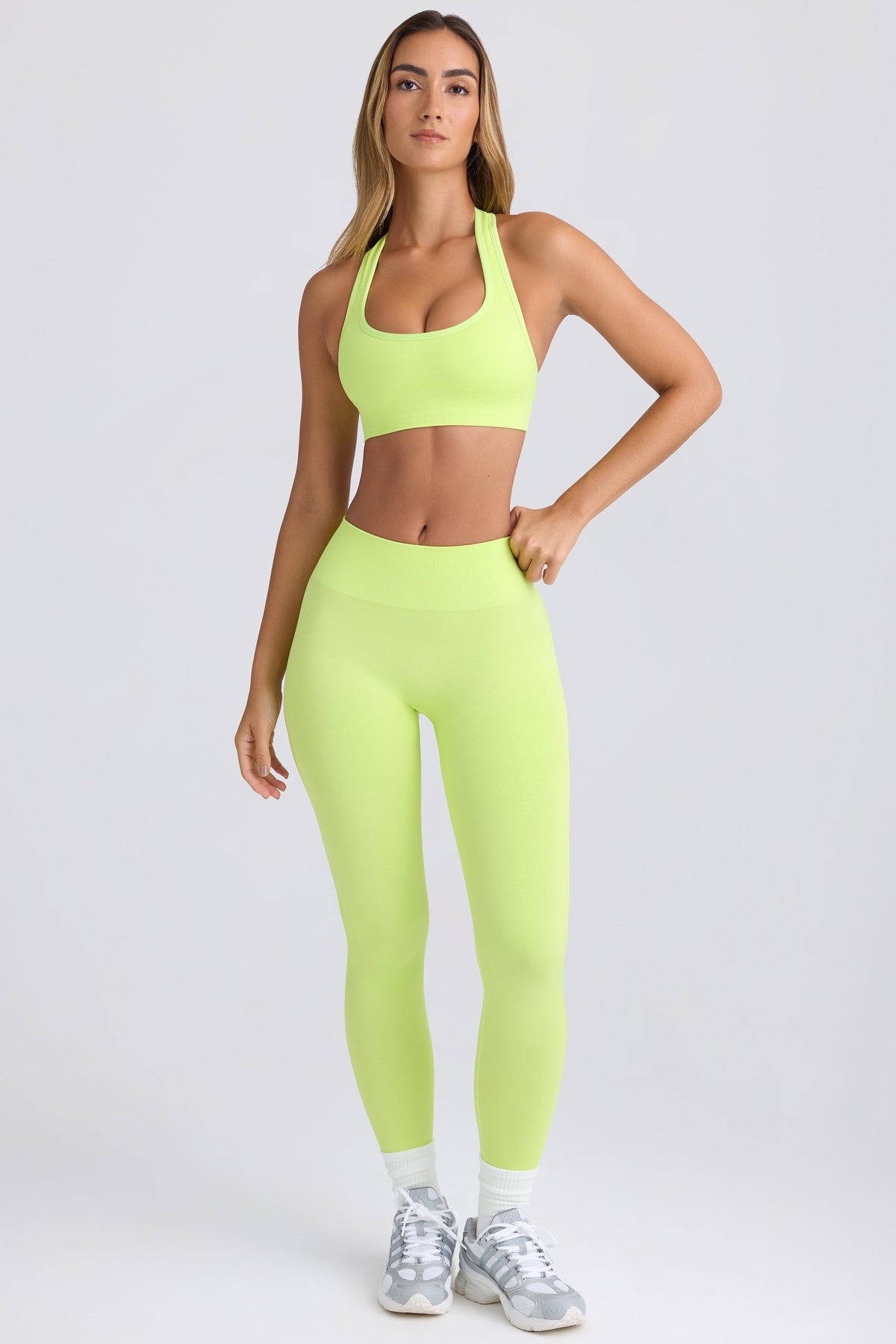 Chic Super Sculpt Seamless Leggings in Key Lime