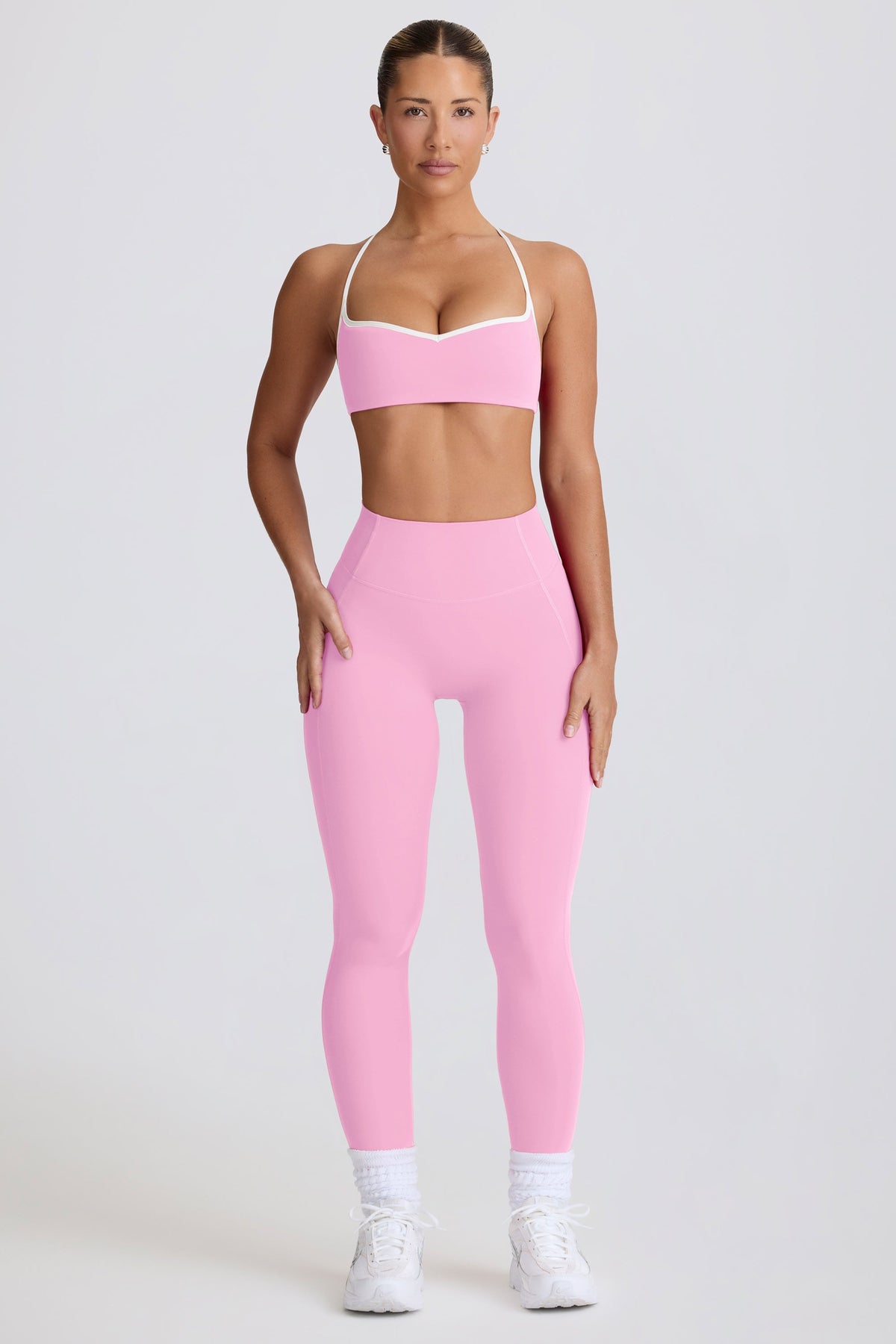 Chic Soft Active Mid-Rise Leggings in Baby Pink