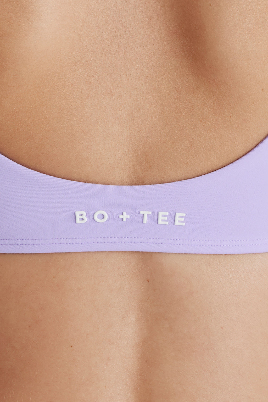 Chic Soft Active Twist-Front Sports Bra in Lavender