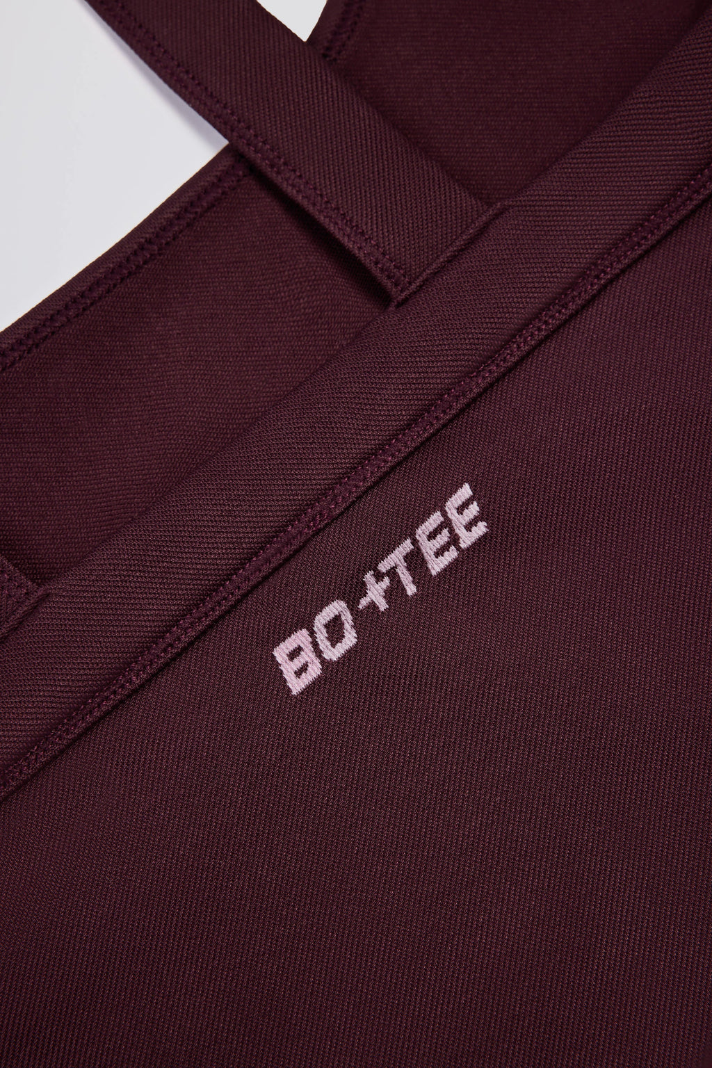 Chic Super Sculpt Seamless Longline Camisole Top in Burgundy