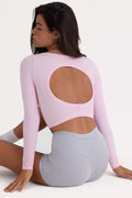 Chic Seamless Soft Rib Cut-Out Crop Top in Powder Pink