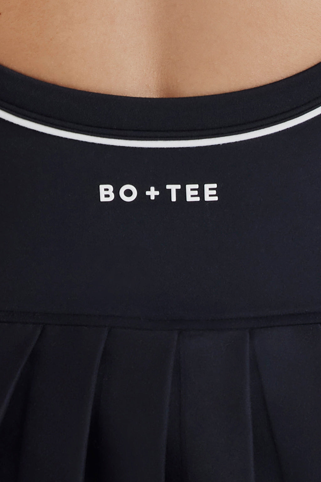 Chic Soft Active Crossback Pleated Tennis Dress in Black