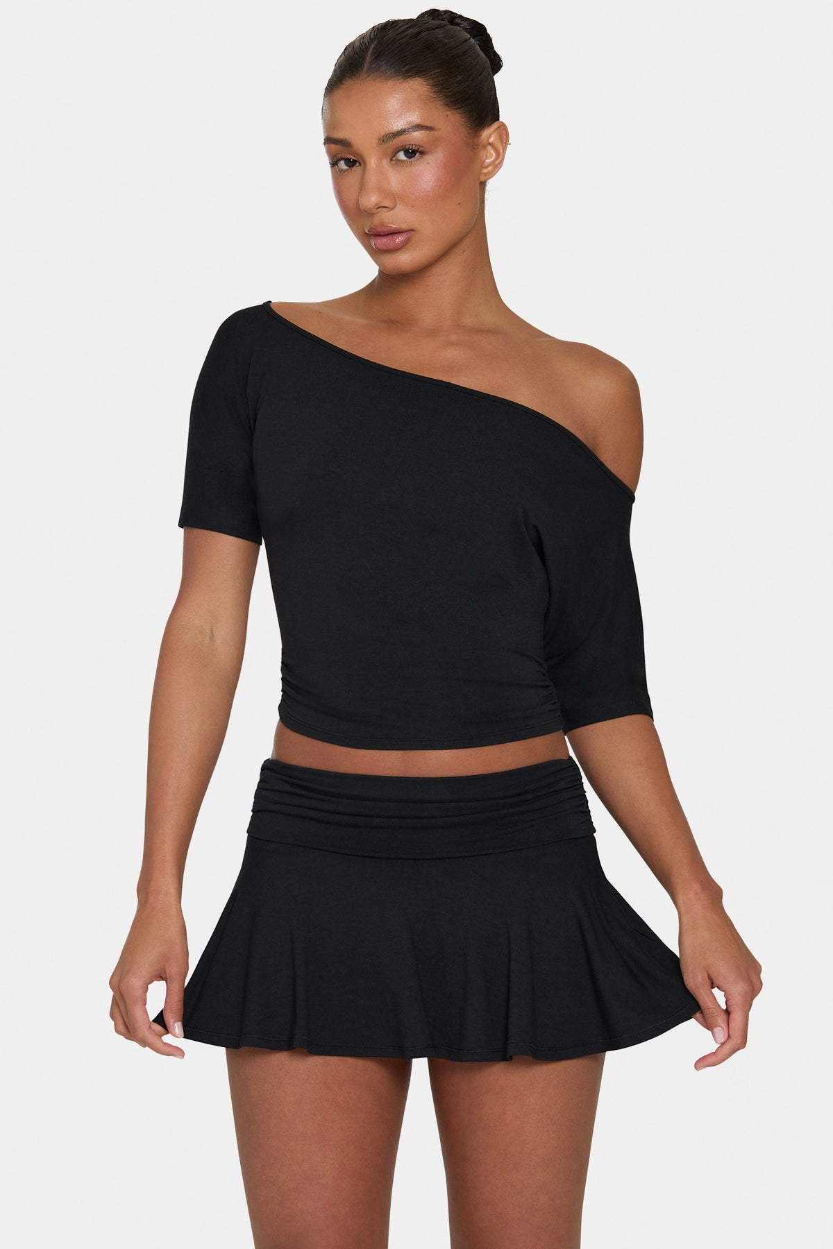 Chic ButterCloud Slouchy Off-Shoulder Top in Black