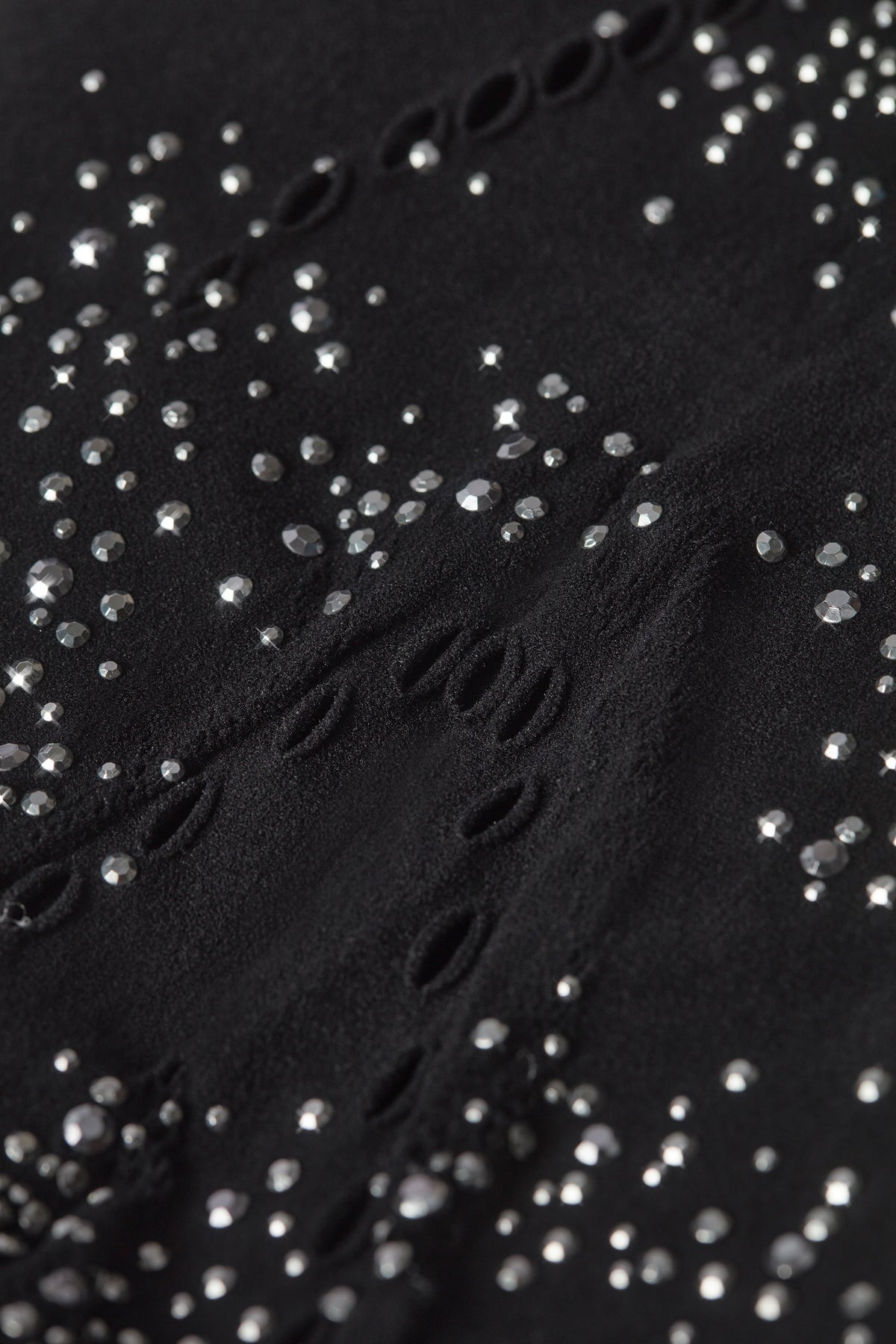 Chic Embellished Mid-Rise Flared Trousers in Black