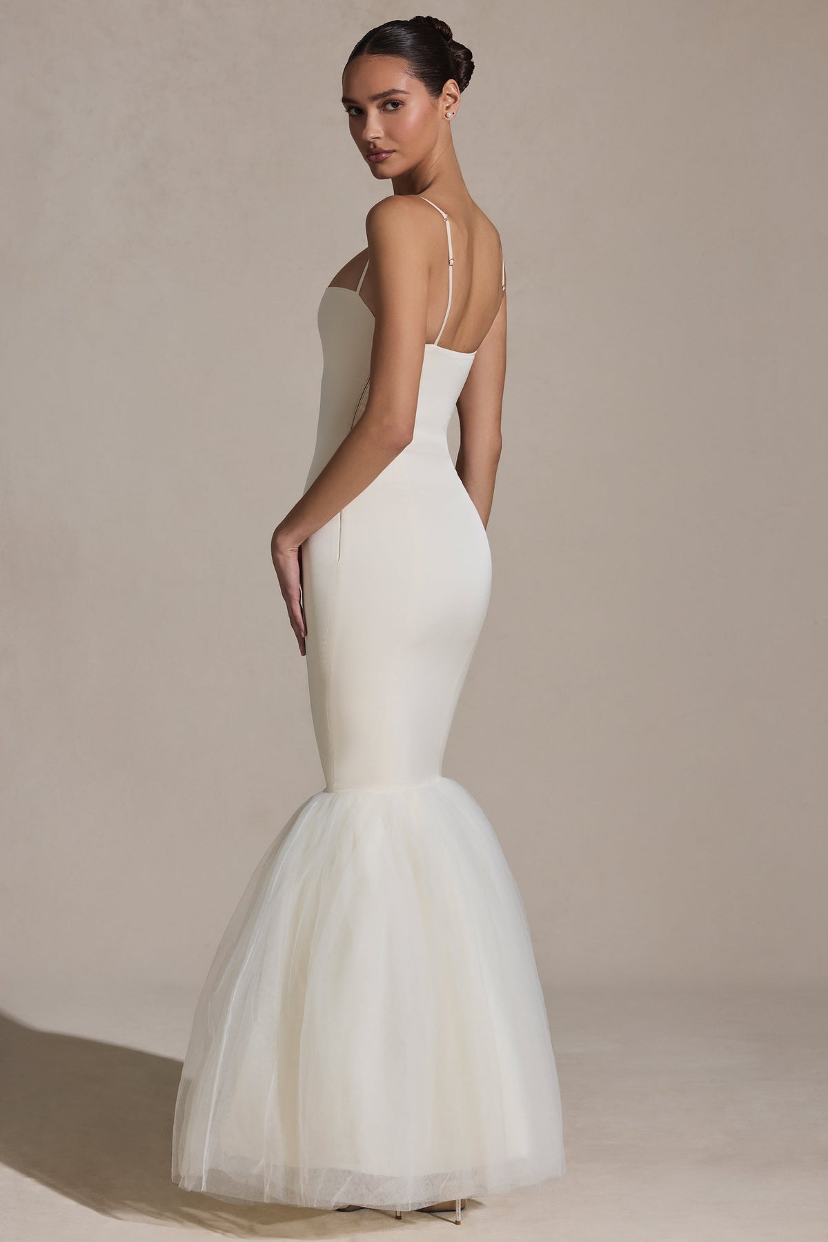 Chic Tulle Hem Fishtail Gown in Ivory