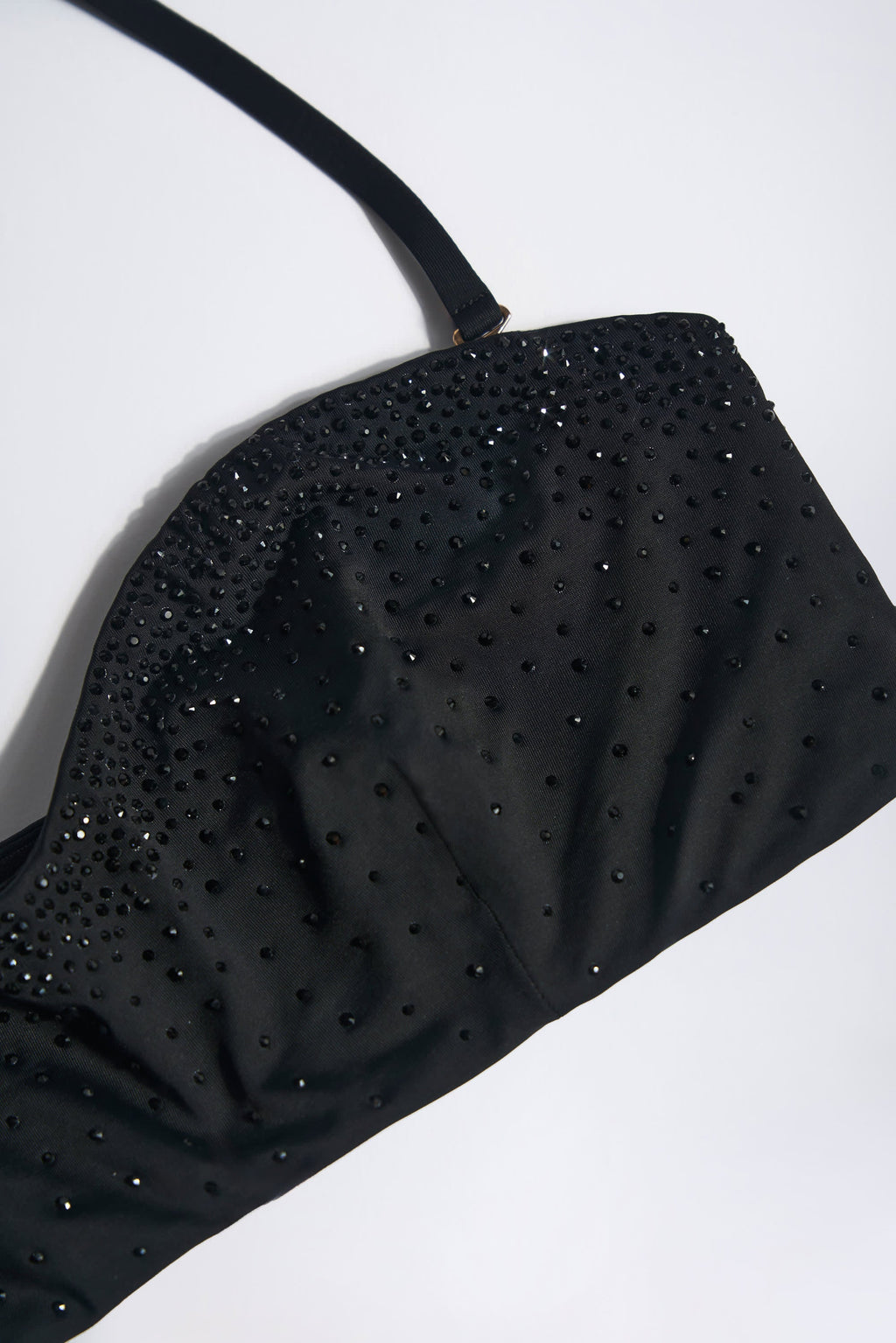 Chic Bandeau Bikini Top in Black