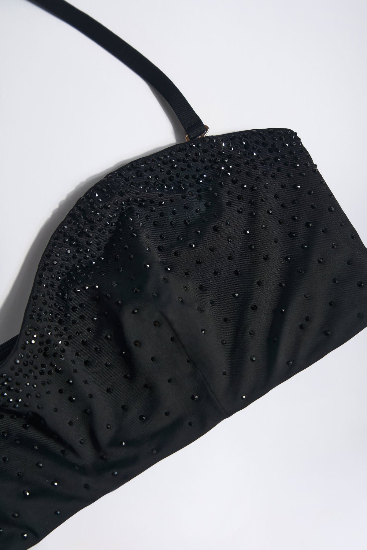 Chic Bandeau Bikini Top in Black