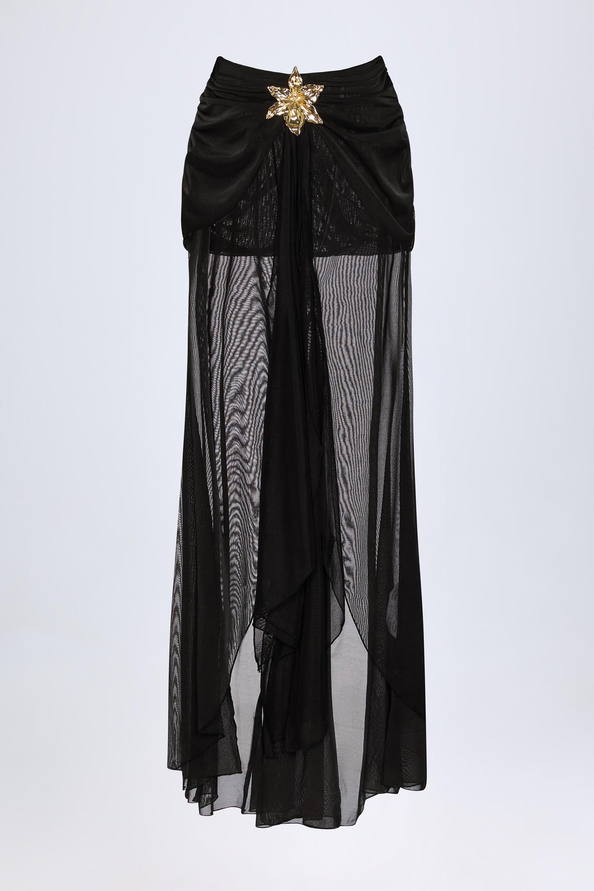 Chic Ruched Hardware-Detail Fishtail Maxi Skirt in Black