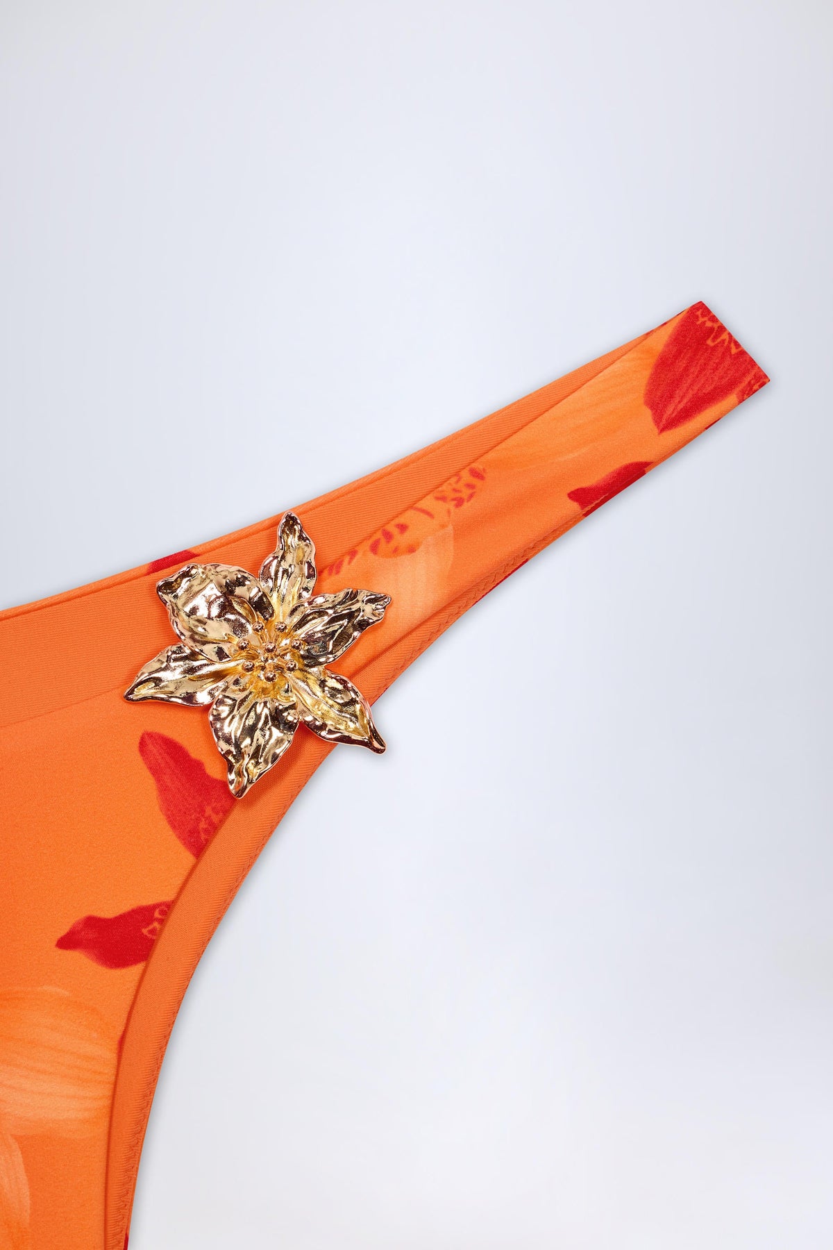 Chic Hardware-Detail Cheeky Bikini Bottoms in Orange Orchid Print