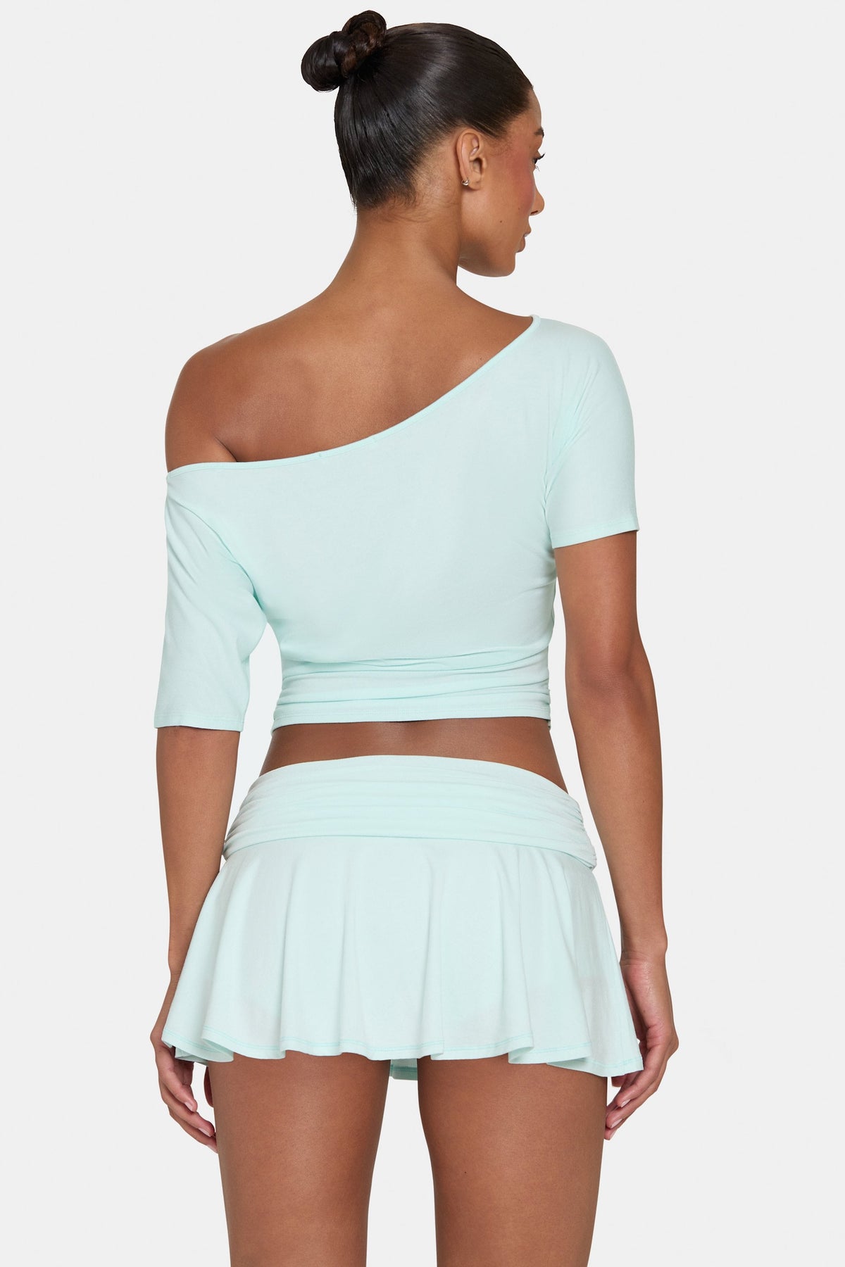 Chic ButterCloud Slouchy Off-Shoulder Top in Peppermint
