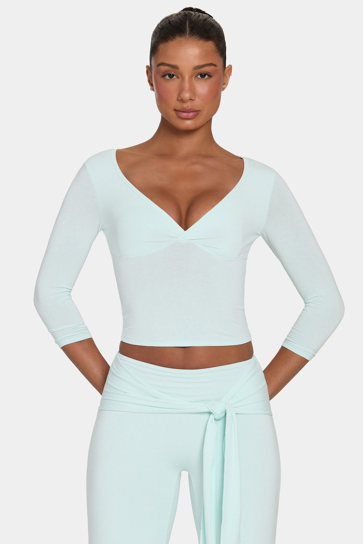 Chic ButterCloud 34 Sleeve Top in Peppermint