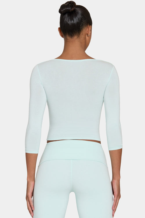 Chic ButterCloud 34 Sleeve Top in Peppermint