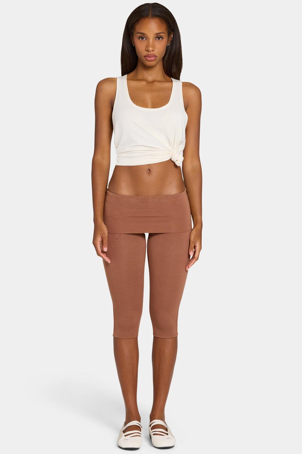 Chic ButterCloud Capri Leggings in Cocoa