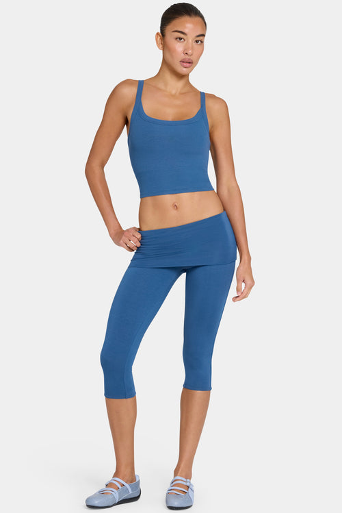 Chic ButterCloud Capri Leggings in Marine