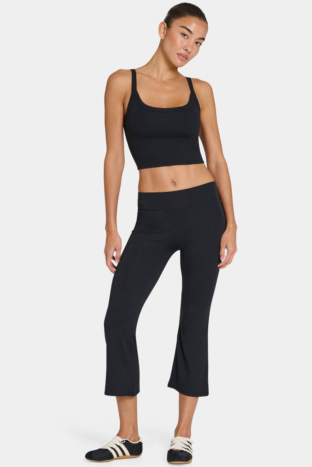 Chic ButterCloud Flared Capri Leggings in Black