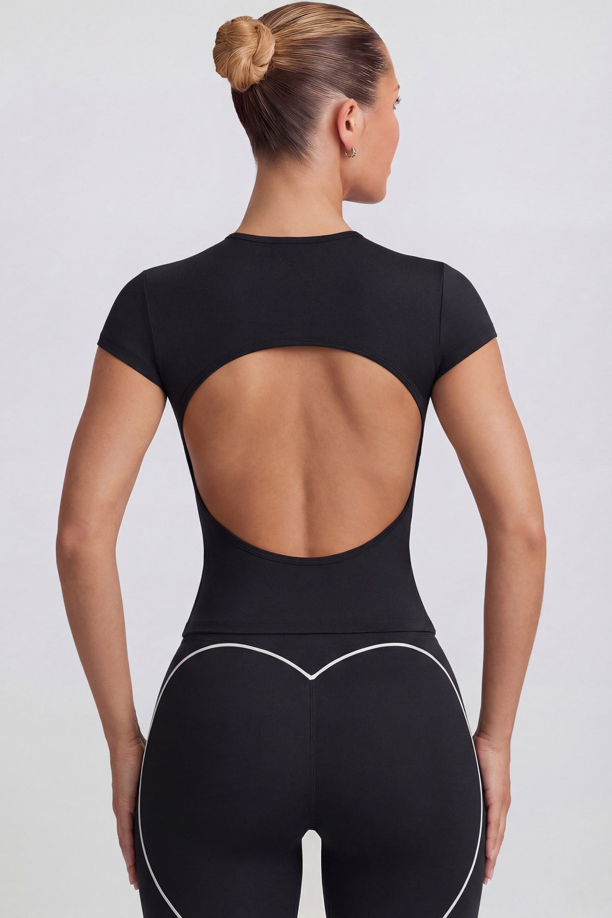 Chic Cut-Out Longline T-Shirt in Black