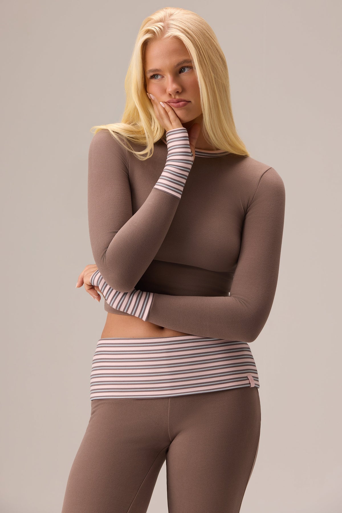 Chic Plush Jersey Long-Sleeve Top in Chestnut