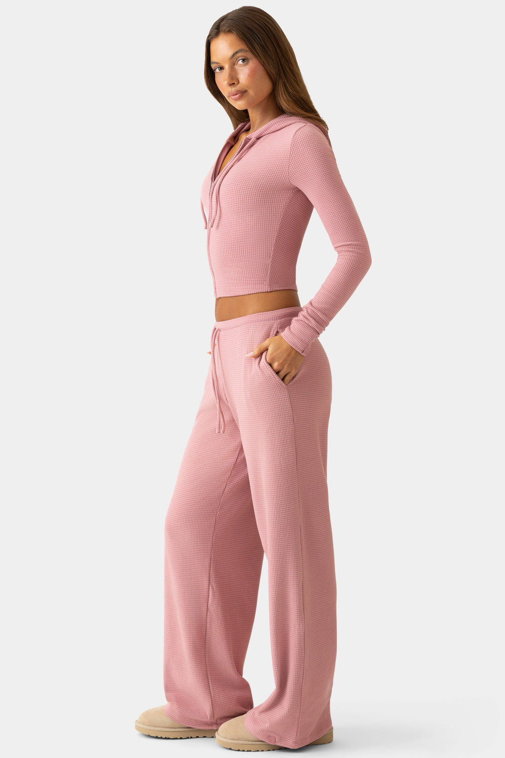 Chic Ribbed Jersey Low-Rise Trousers in Berry