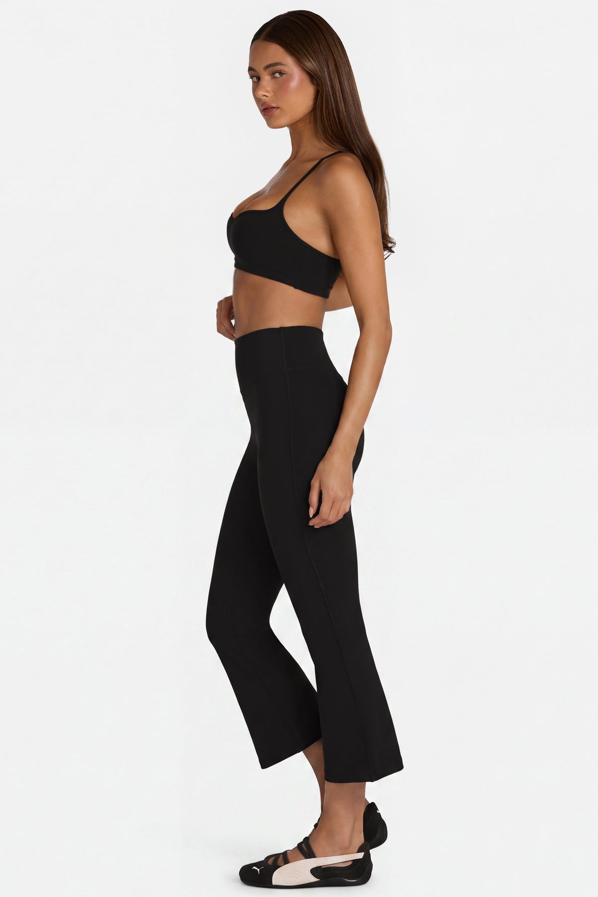 Chic Soft Active Flared Capri Leggings in Black