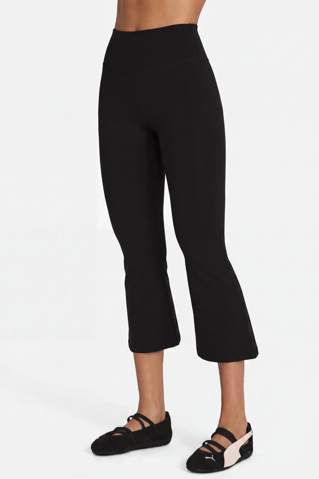 Chic Soft Active Flared Capri Leggings in Black