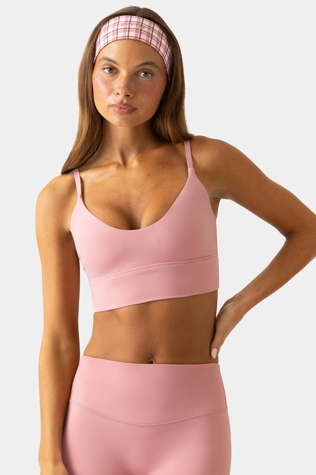 Chic Soft Active Scoop-Neck Sports Bra in Berry