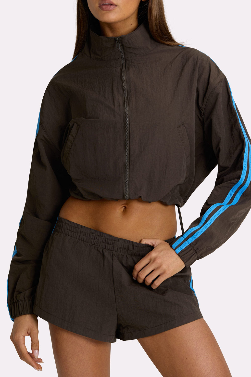 Chic Woven Track Shorts in Truffle
